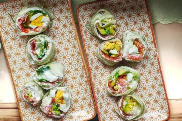 Keto Salmon Avocado Rolls