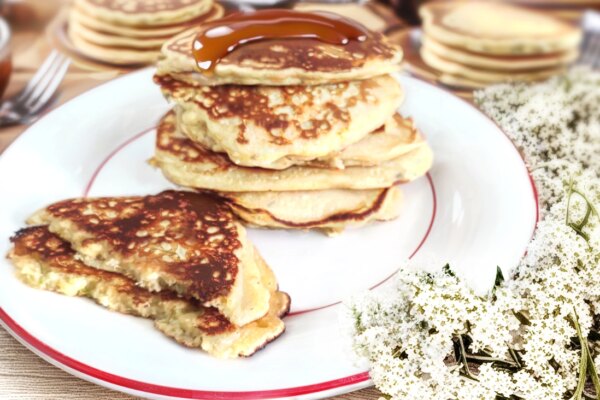 Elderflower Pancakes