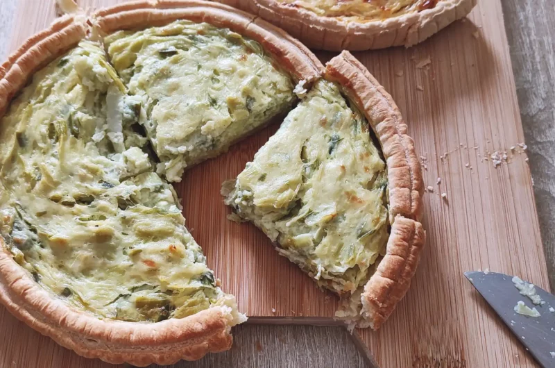 Easy Spinach and Ricotta Quiche - Keto Friendly