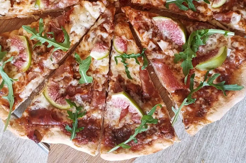 Figs on Pizza? Delicious Mediterrean Pizza