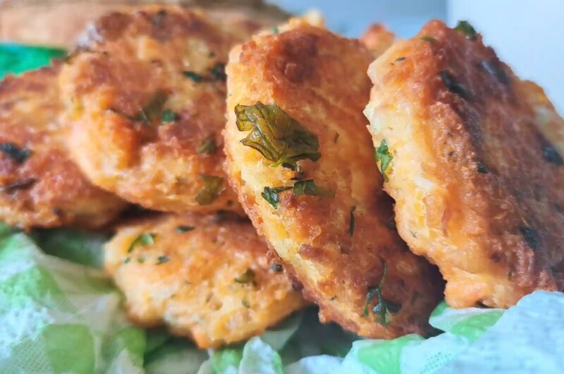 Salmon Patties - Mediterranean Inspired Fish Burger Patty