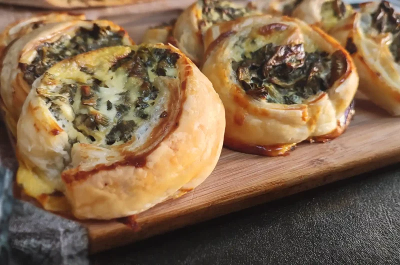 Recipe for Spinach Puffs with Cheese